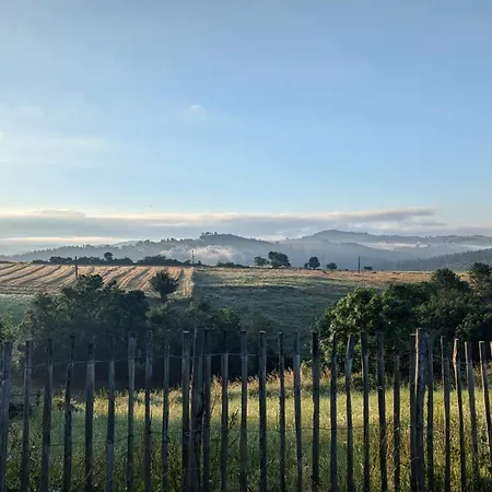 La Grange, Le Hameau Des Volcans - Deconnexion Face A La Vue