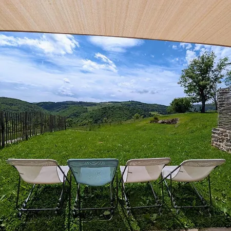 Hébergement de vacances La Grange, Le Hameau Des Volcans - Déconnexion Face à La Vue