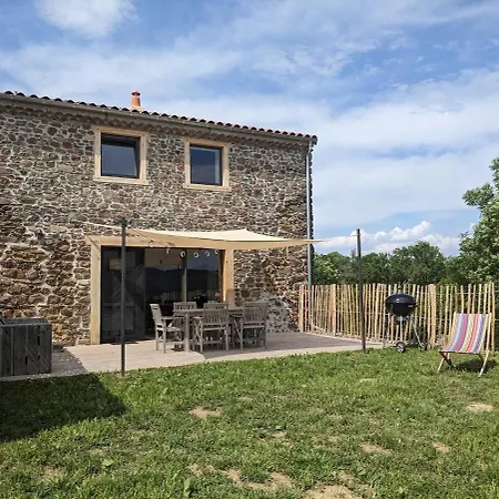 Grange Renovee - Calme Et Vue Sur Les Volcans Holiday home *