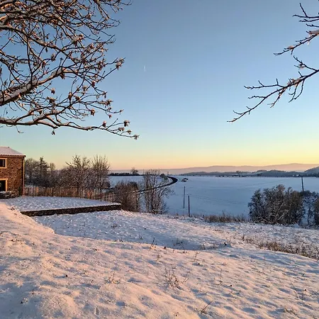 Holiday home Grange Renovee - Calme Et Vue Sur Les Volcans *